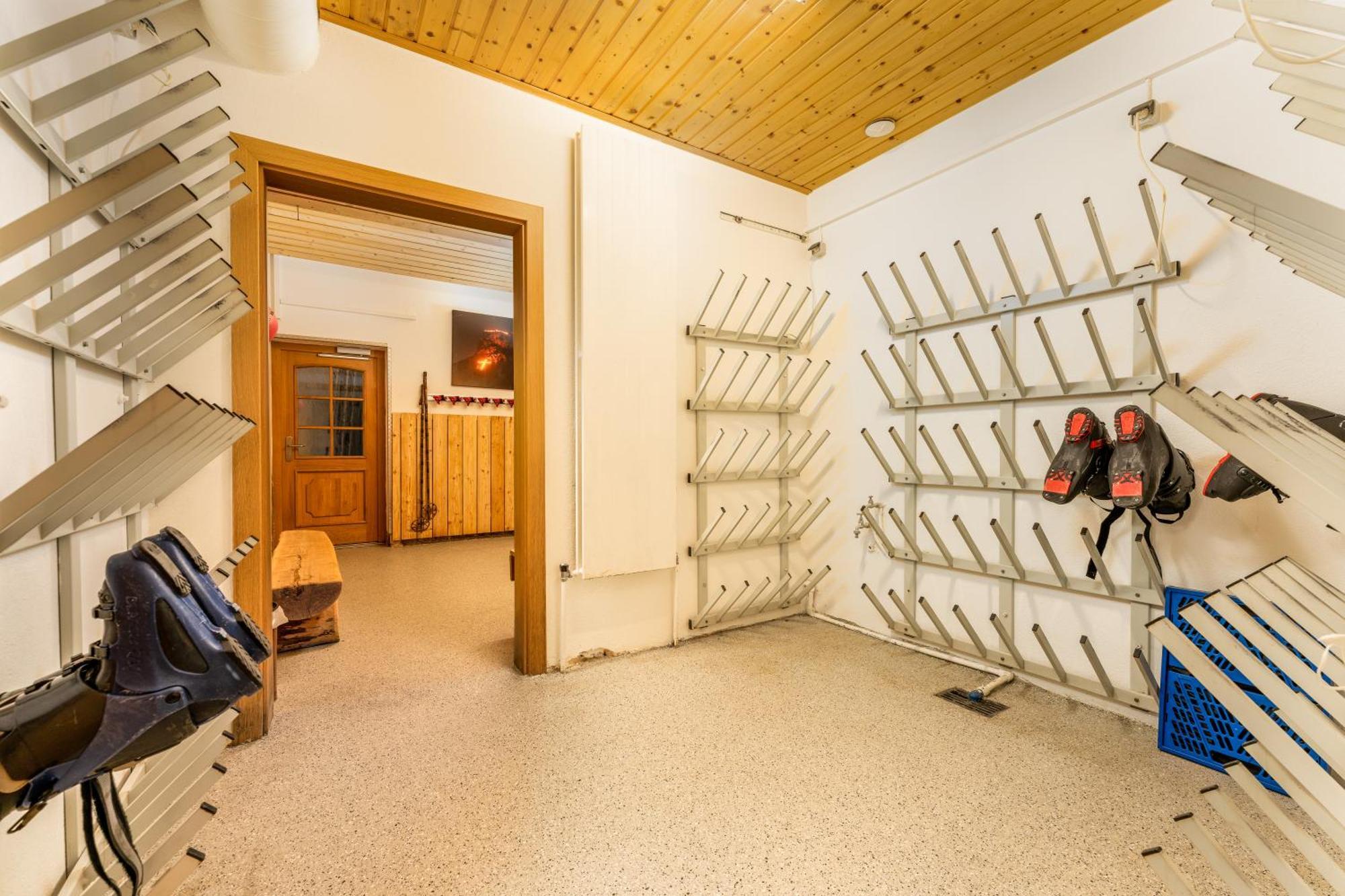 Alpen Wohlfuehlhotel Doerflwirt Hainzenberg Kültér fotó